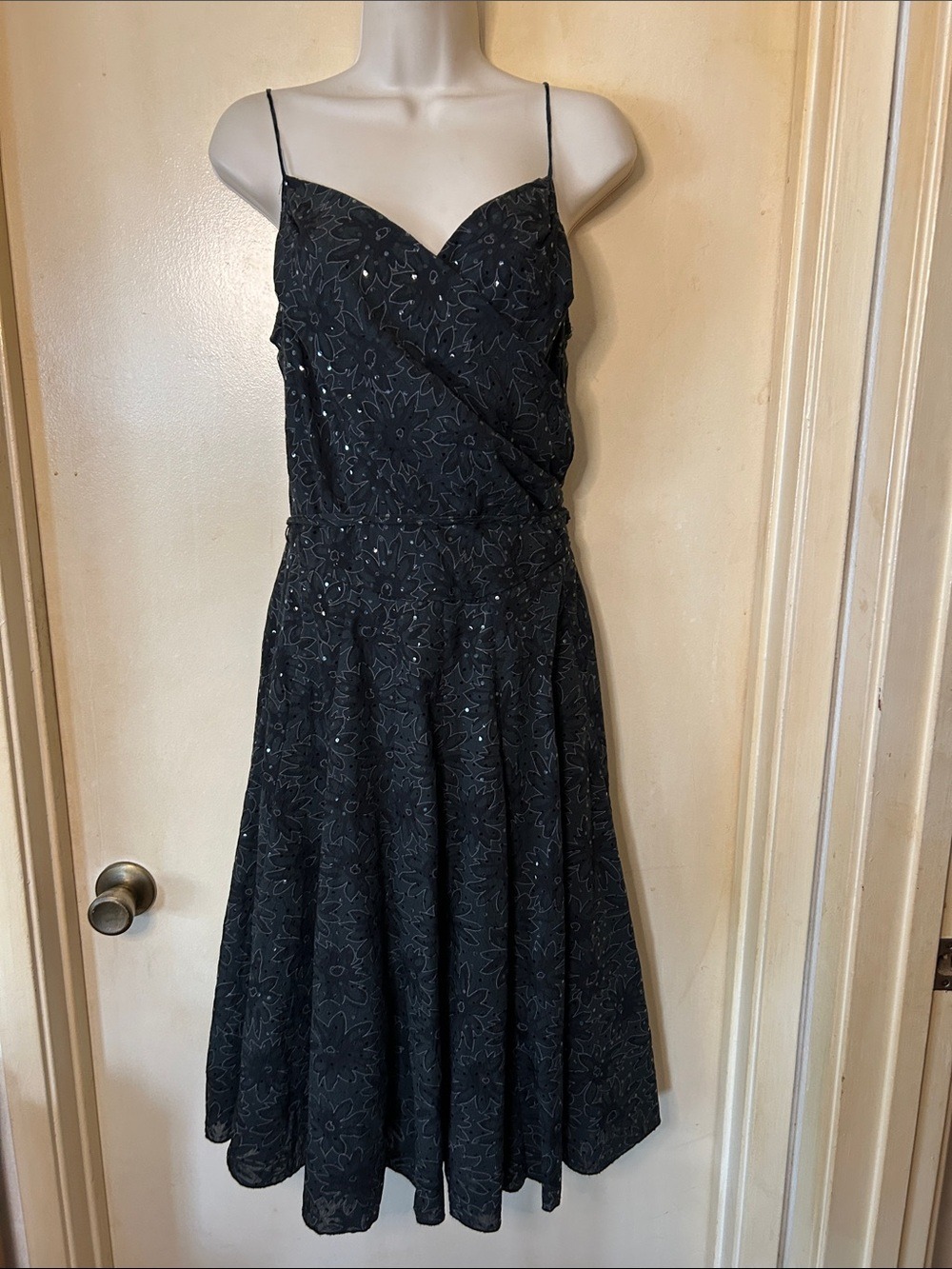 Rubber Ducky Productions, Inc. Vintage Dark Green and Black Sequin Formal size L